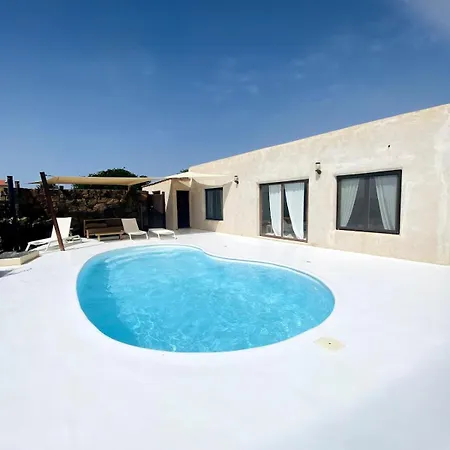 Villa La De Pinos